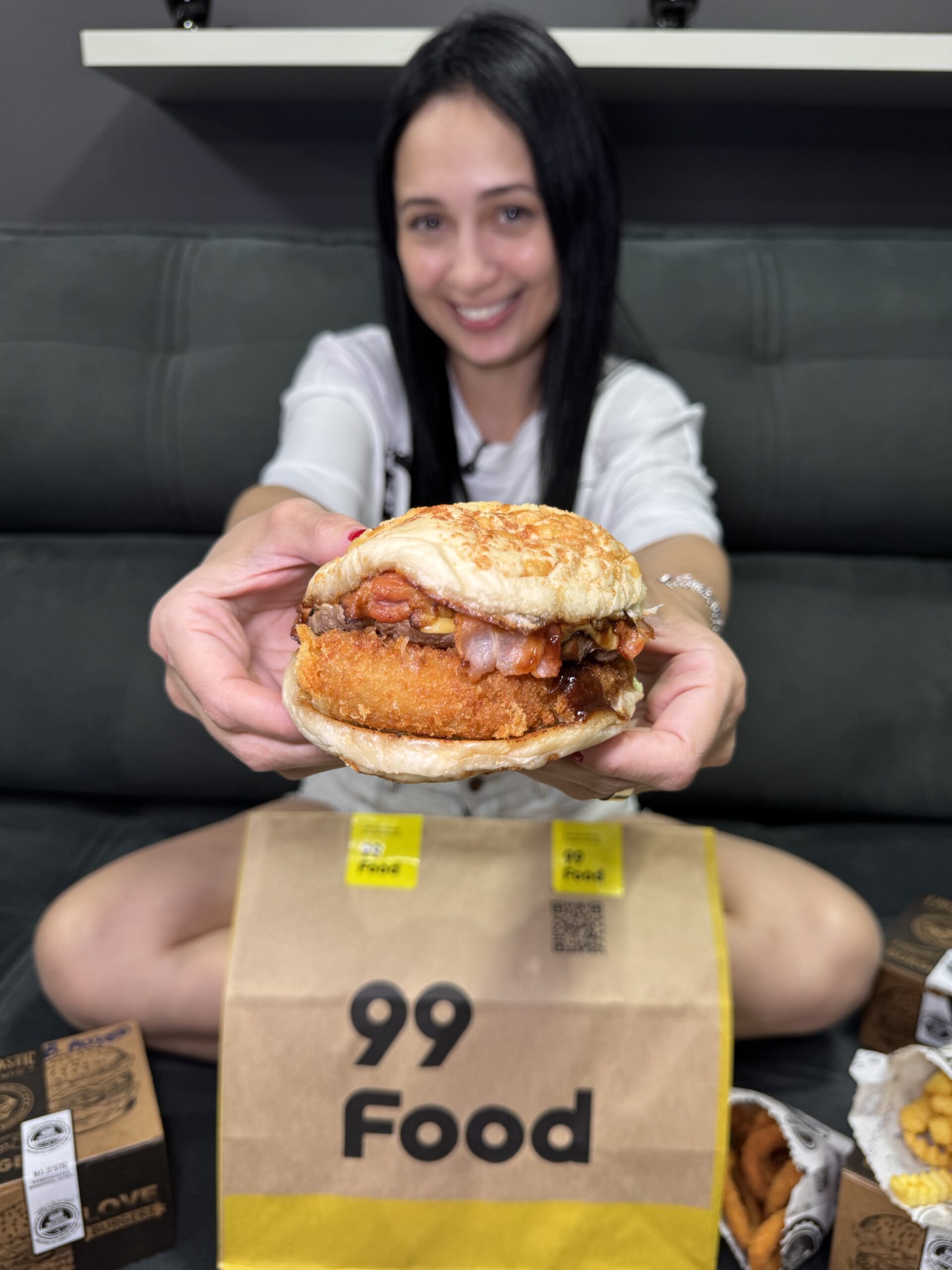 CUPOM COM 70% DE DESCONTO NA 99 FOOD